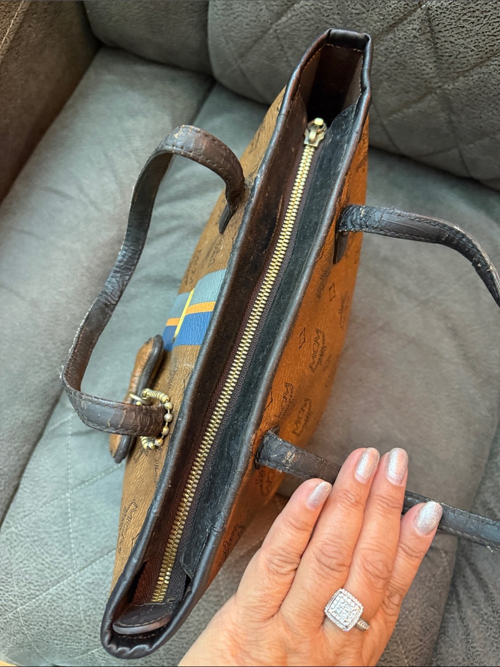 MCM -Style Brown Tote Bag with Blue Stripe - Picture 6 of 8